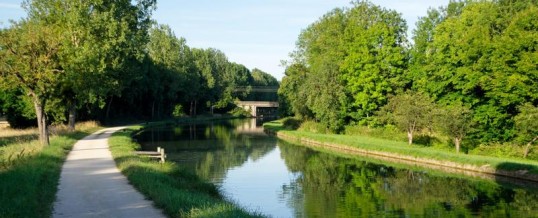 Warm b and b:Canals of Burgundy