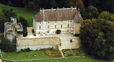 Elegant B and B:Germolles castle