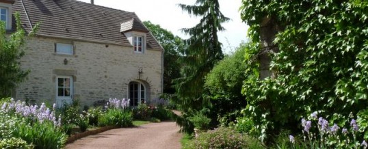 charming guest house in burgundy