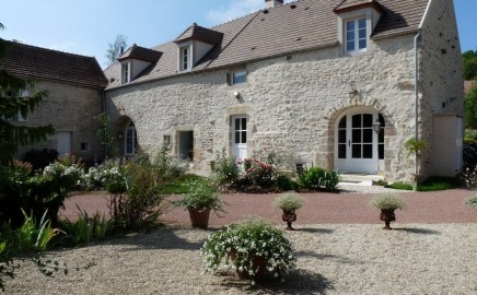 Charming Bed and Breakfast in Burgundy
