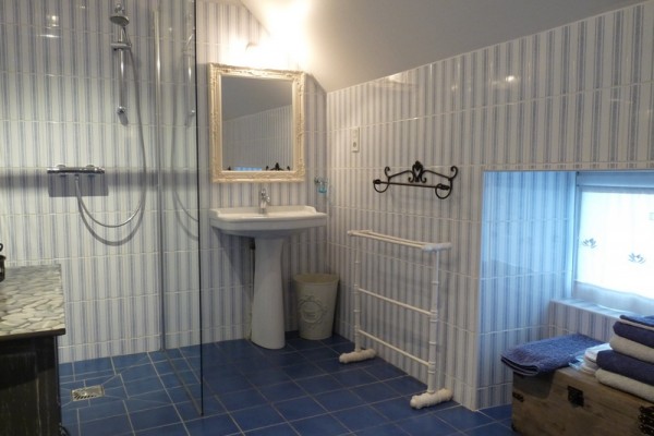 guest-house-noyers-burgundy
