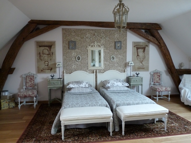 luxury-bedroom-avallon