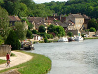biking-bnb-burgundy