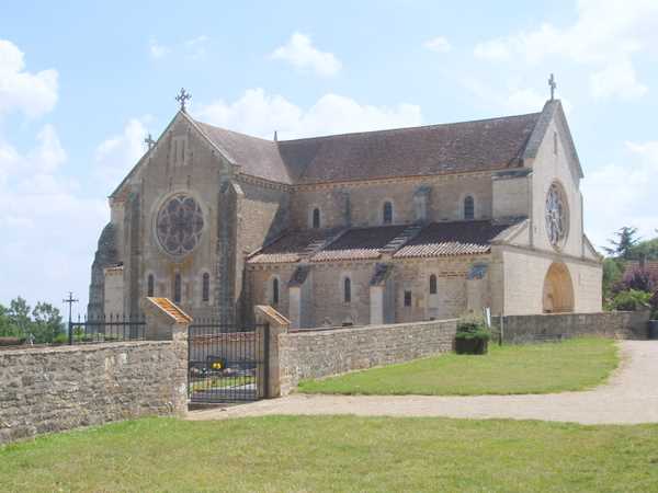accommodation-montreal-burgundy
