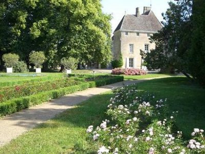 germolles-castle-bnb-burgundy