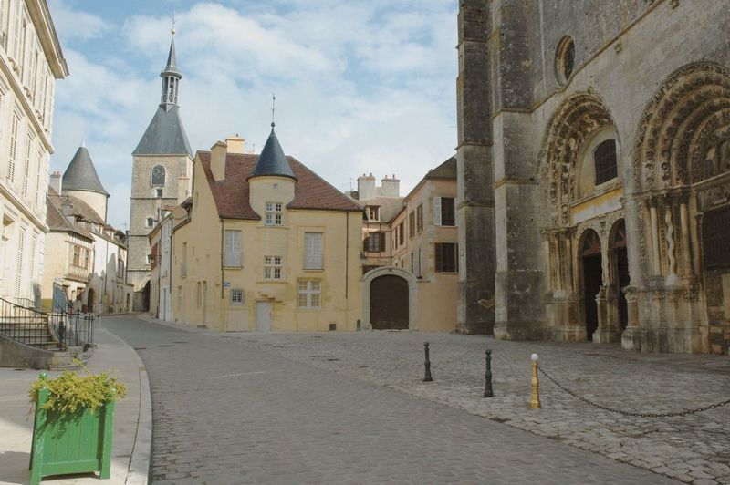 beautiful-guesthouse-burgundy-avallon