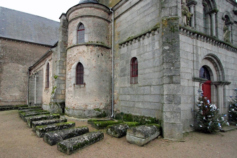 farm-house-visit-burgundy