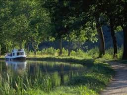 canal-burgundy-charming-bed-and-breakfast-burgundy