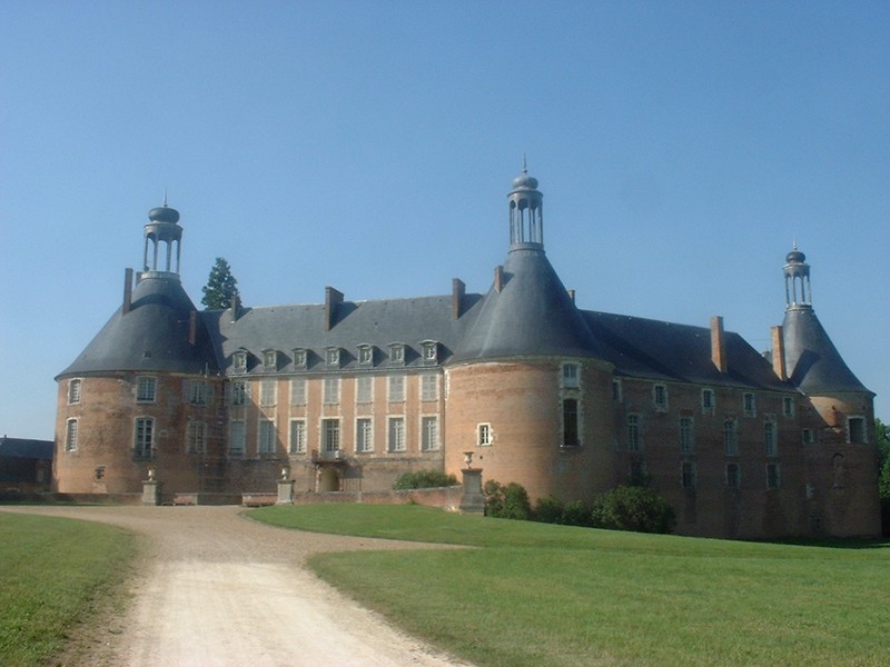 b-and-b-puisaye-burgundy