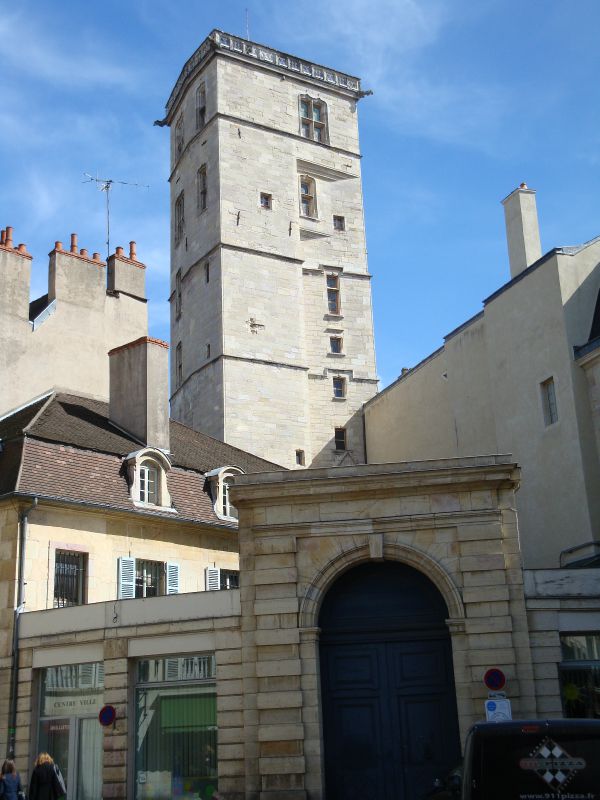 philippe-le-bon-tower-burgundy-guest-house