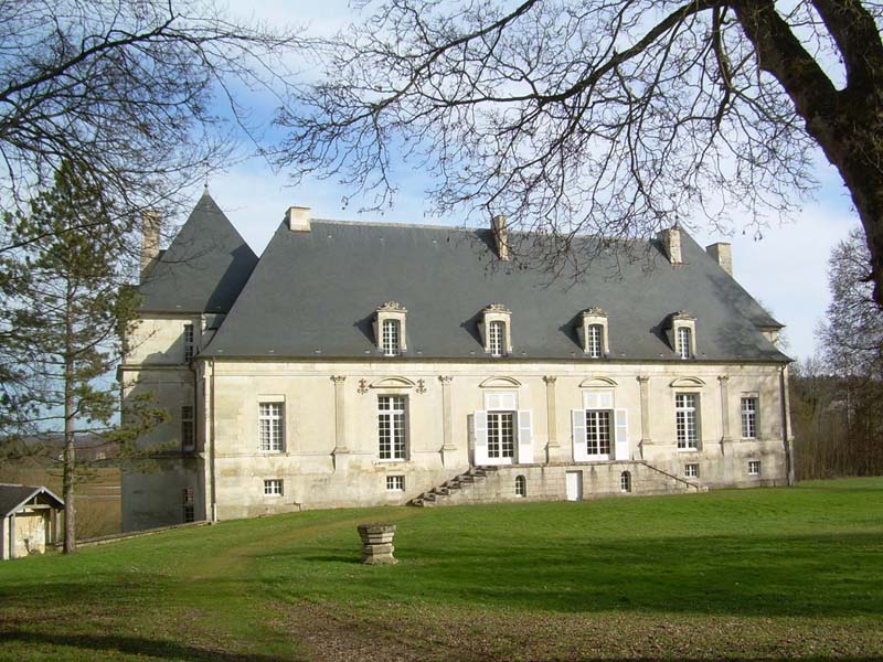 guest-house-burgundy